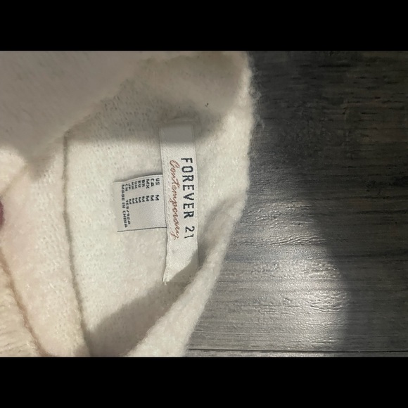 Beautiful white chunky sweater with belle sleeves - Picture 2 of 2